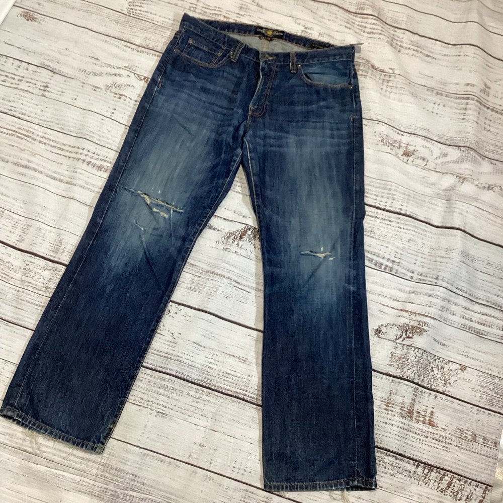 2136. Men’s Lucky Brand Dark Wash Distressed Jeans Size 34x30 EUC - Picture 2 of 3